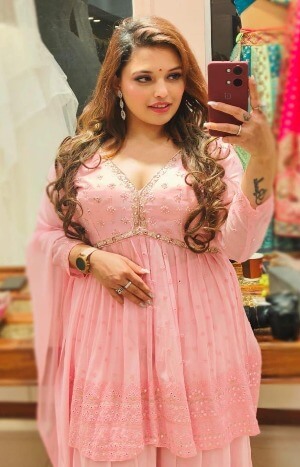 call girl in Vadodara